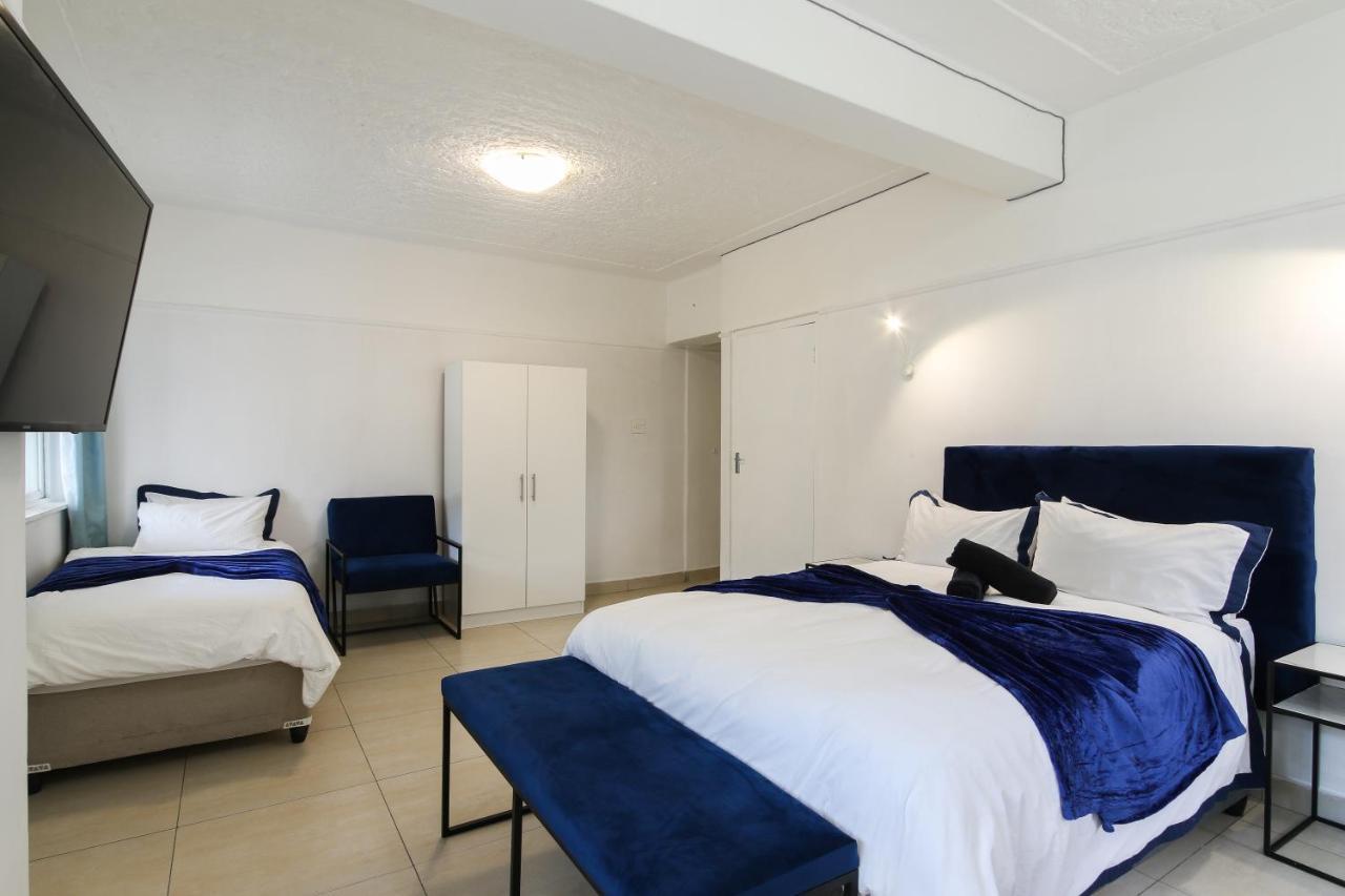 Apartment Sea Point Cape Town